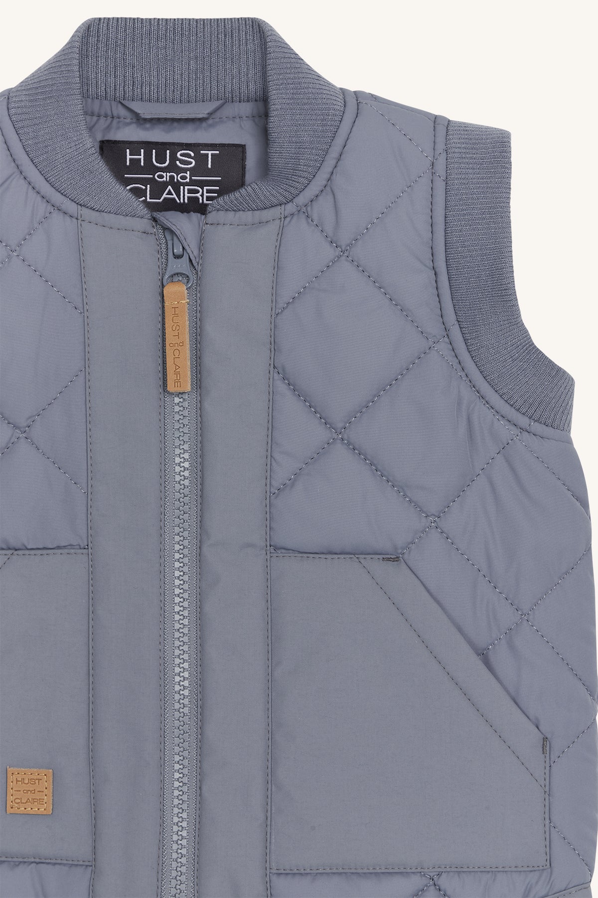 HCEg - Vest